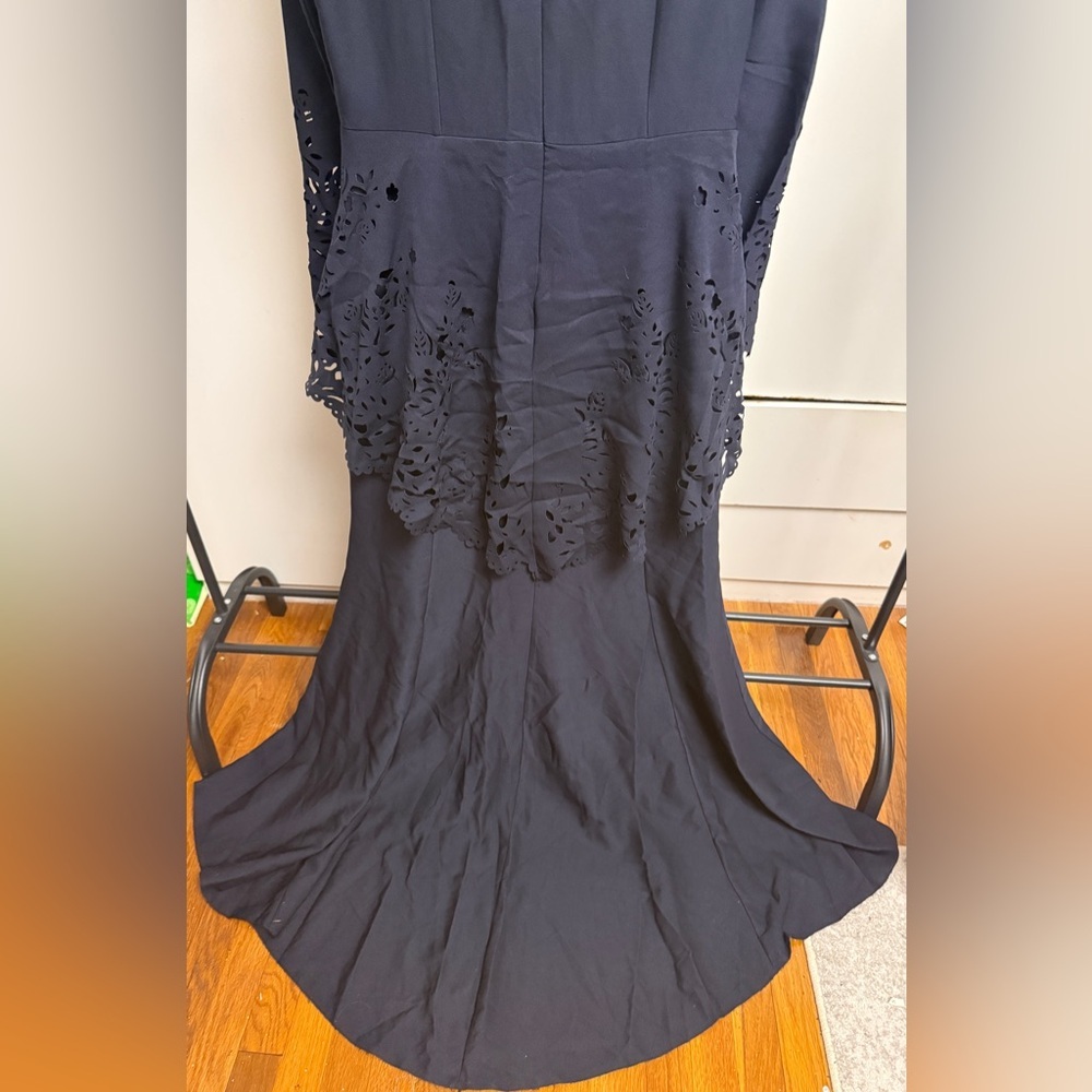 Elegant Navy Laser-Cut Peplum Dress - Women's Formal Dress Size 10/12 - Picture 9 of 9